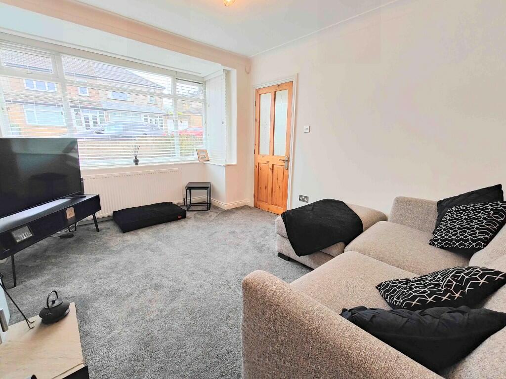Additional property image - 7 Greenland Avenue, Queensbury, BD13 2AY