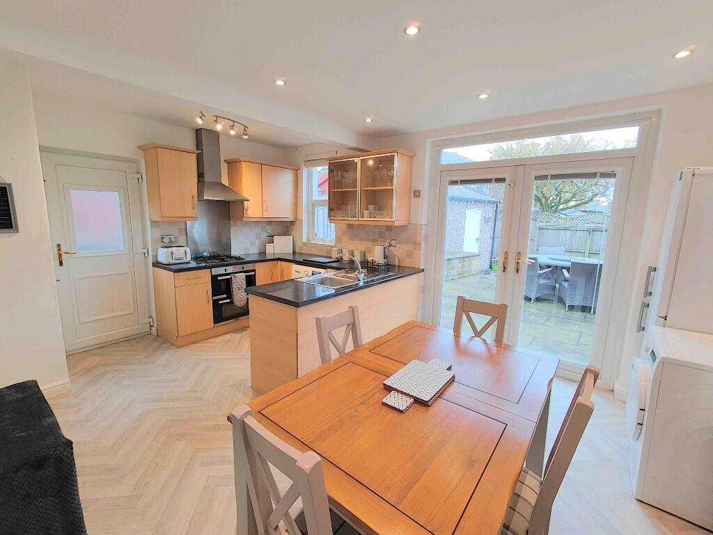 Additional property image - 7 Greenland Avenue, Queensbury, BD13 2AY