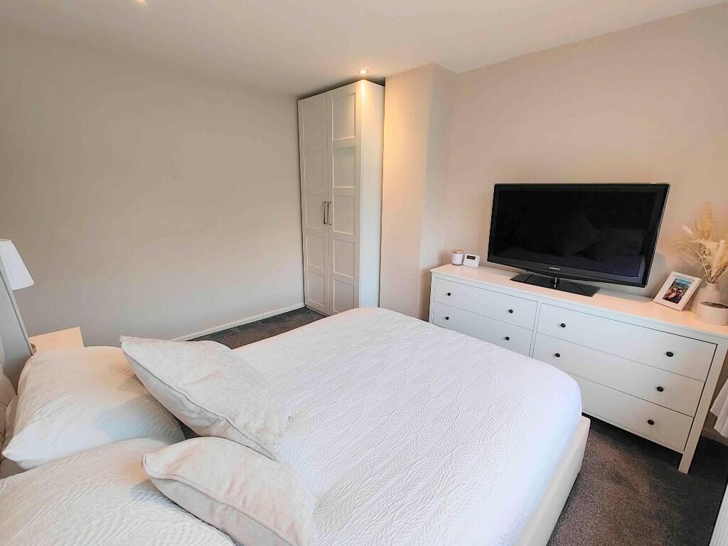 Additional property image - 7 Greenland Avenue, Queensbury, BD13 2AY