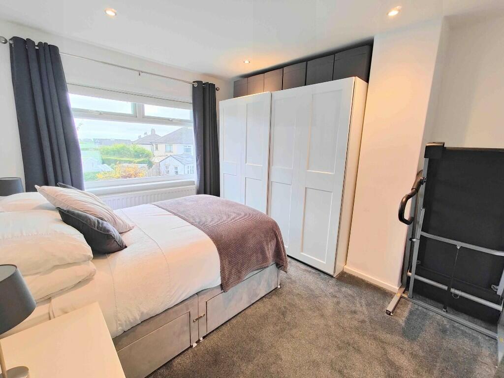 Additional property image - 7 Greenland Avenue, Queensbury, BD13 2AY