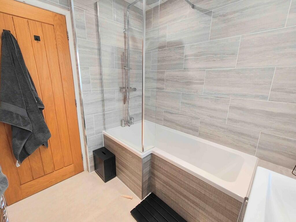 Additional property image - 7 Greenland Avenue, Queensbury, BD13 2AY