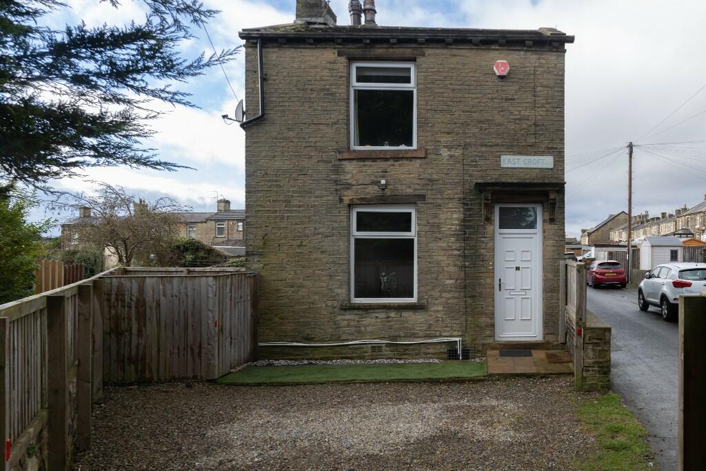 Additional property image - 1 East Croft, Wyke, BD12 9NL
