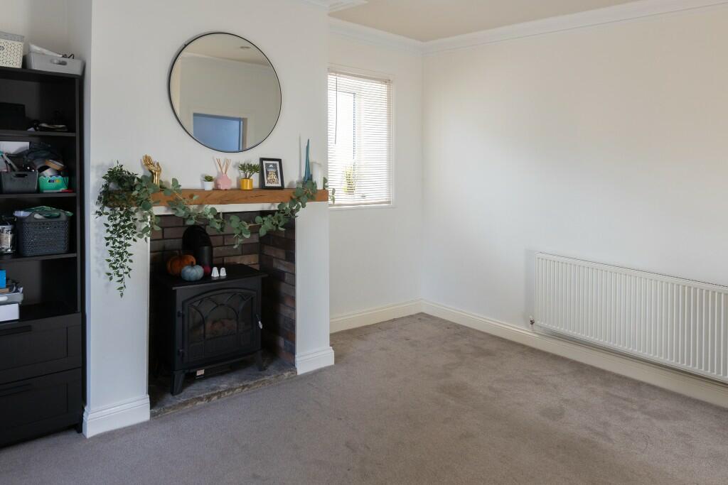 Additional property image - 1 East Croft, Wyke, BD12 9NL