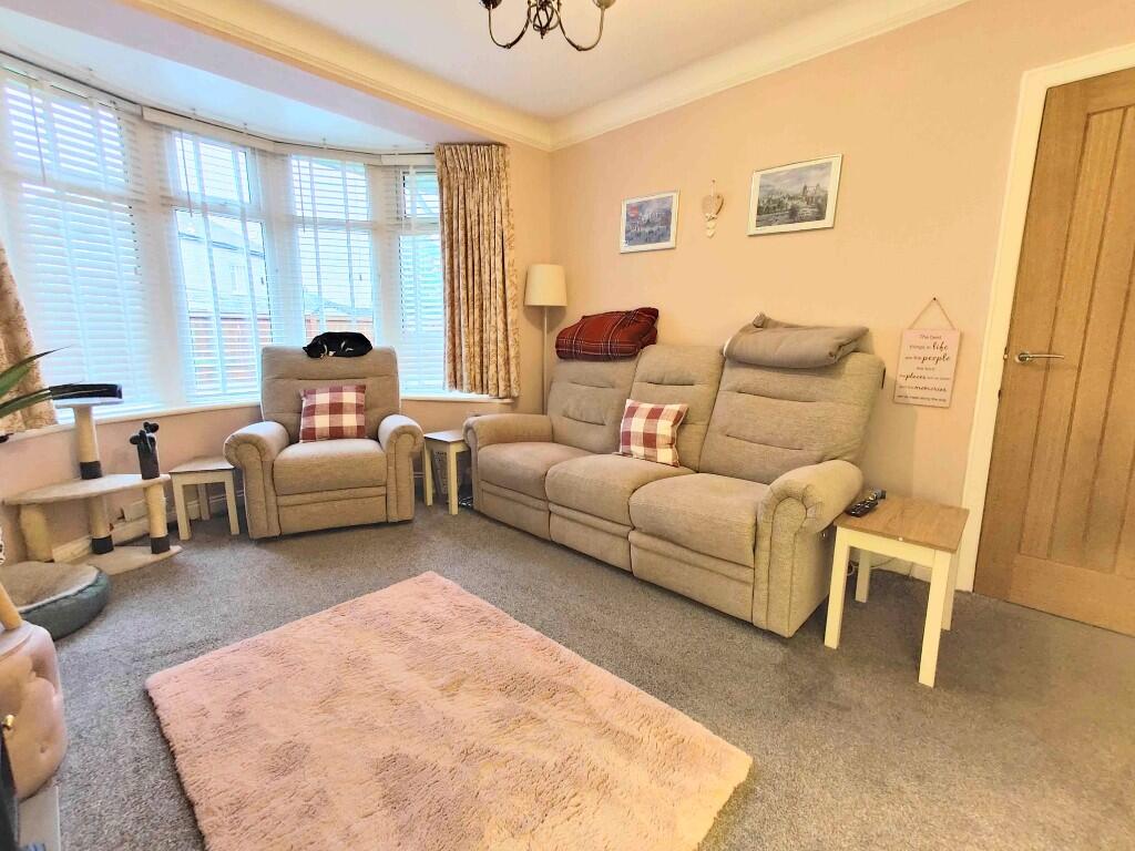 Additional property image - 4 Reevylands Drive, Wibsey, BD6 3QQ