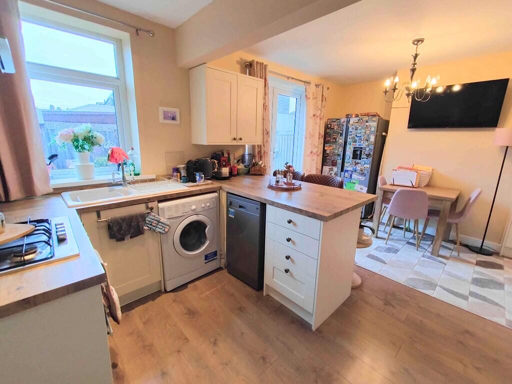 Additional property image - 4 Reevylands Drive, Wibsey, BD6 3QQ