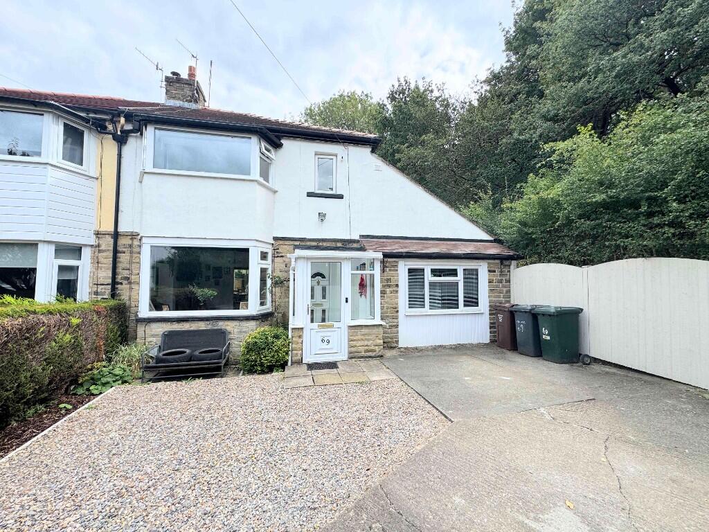 Main image of property: 69 Avondale Road, Shipley,BD18 4QU