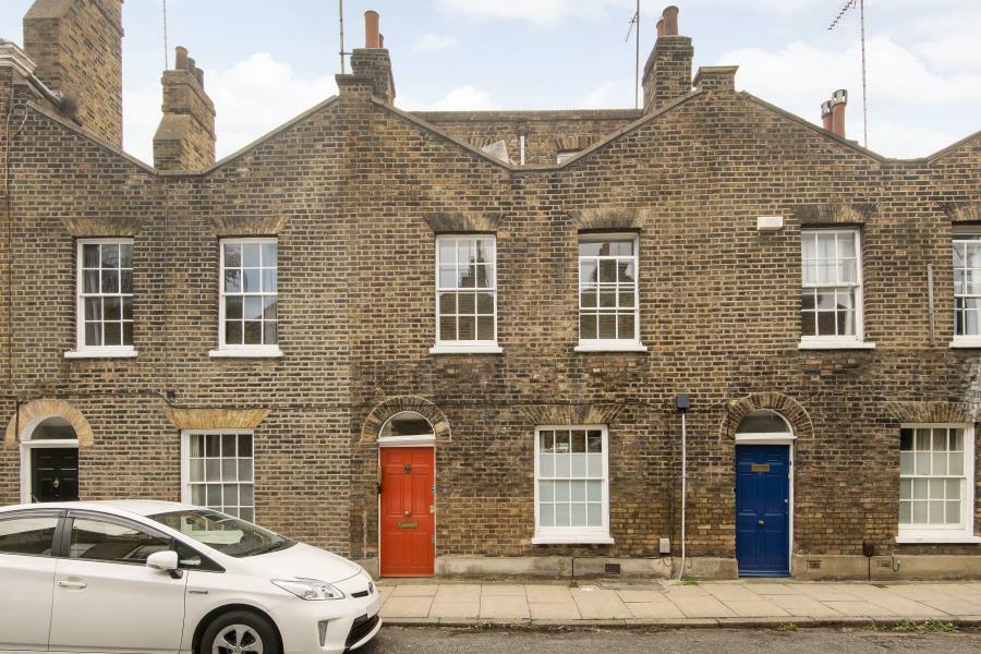 4 bedroom terraced house for sale in Roupell Street, SE1
