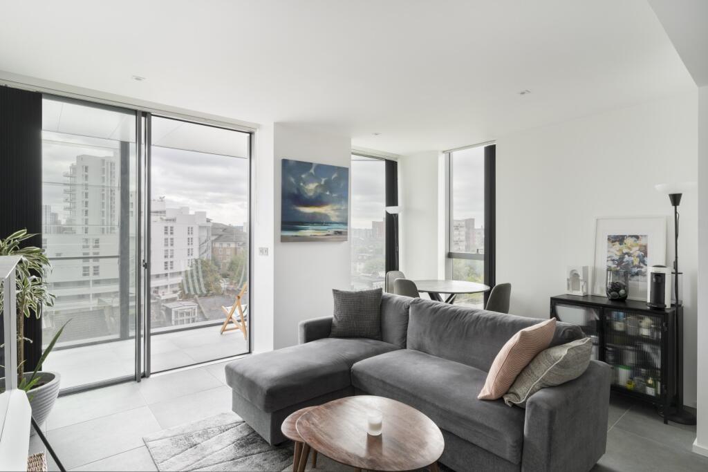 Main image of property: Dollar Bay Point, Dollar Bay Place, E14