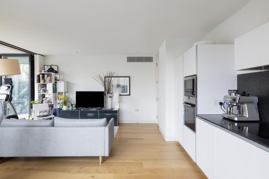 Main image of property: NEO Bankside, Holland Street, SE1