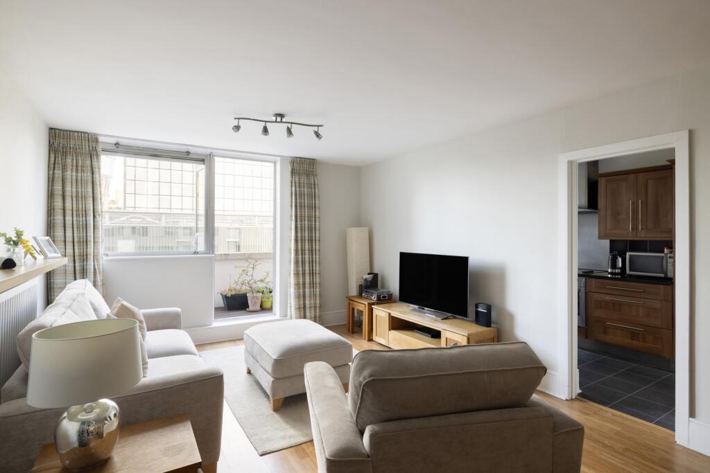 Main image of property: Rennie Court, Upper Ground, SE1