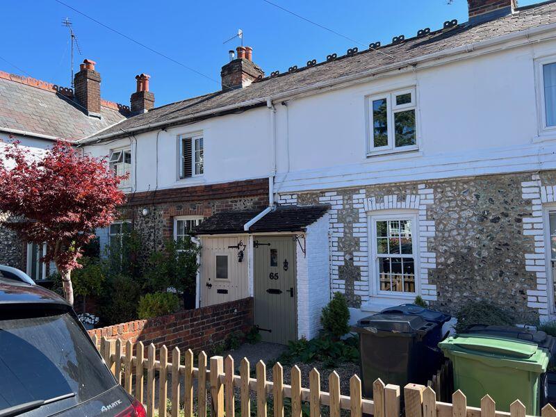 Main image of property: CENTRAL MARLOW - Terrace Cottage