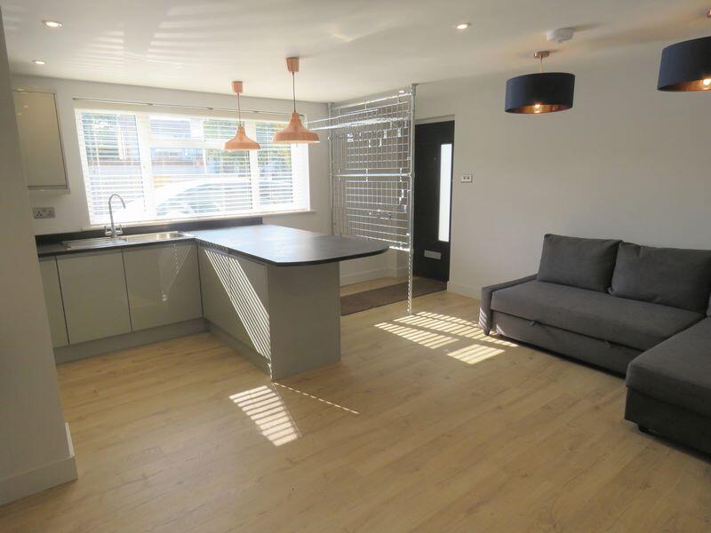 Main image of property: GROUND FLOOR APARTMENT -  CENTRAL MARLOW