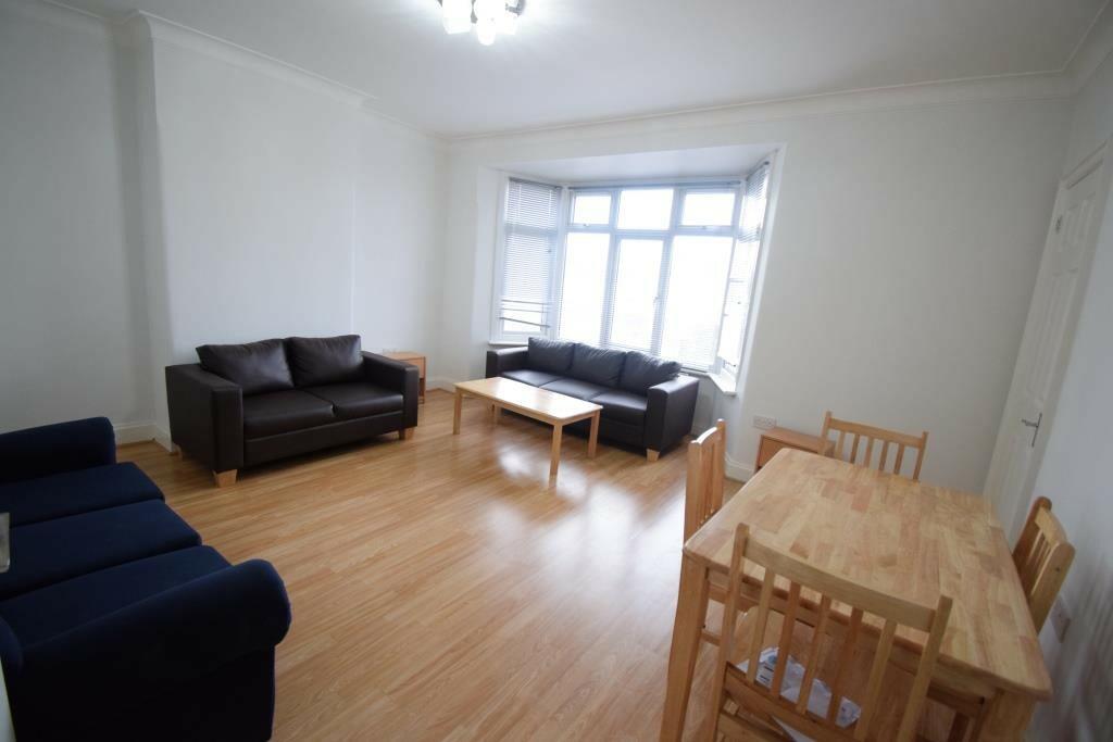 Main image of property: Watford Way, London, NW4