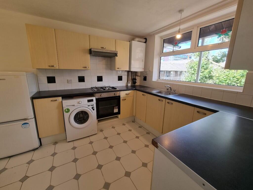 Main image of property: Gough Walk, London, E14