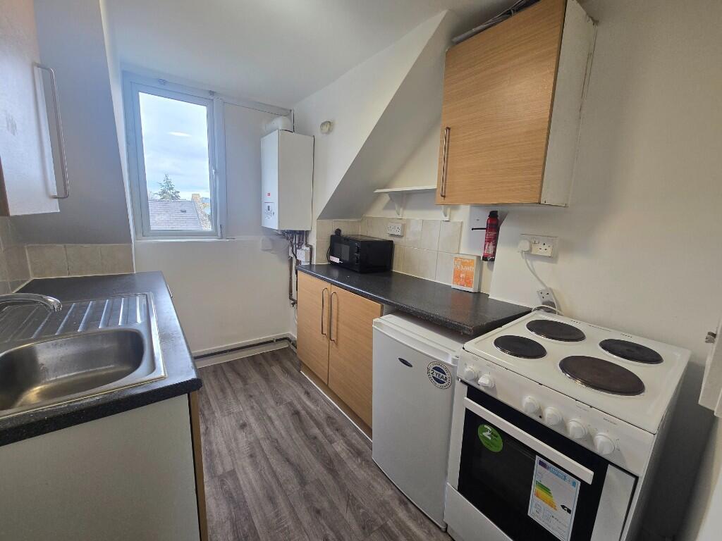 Main image of property: Eardley Road, London, SW16