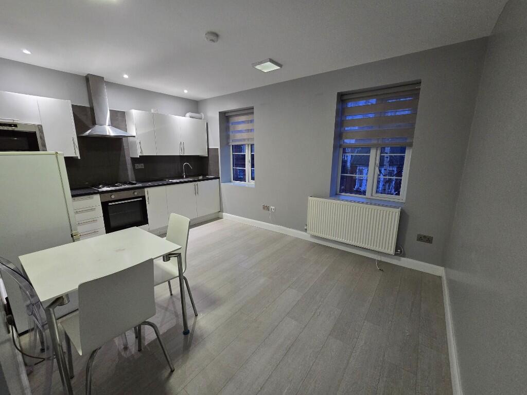 Main image of property: Harpenden Road, London, SE27