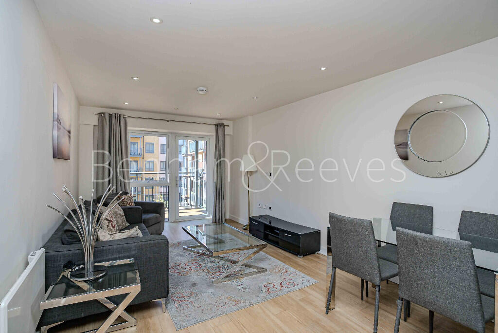 Main image of property: Beaufort Square, Colindale, NW9