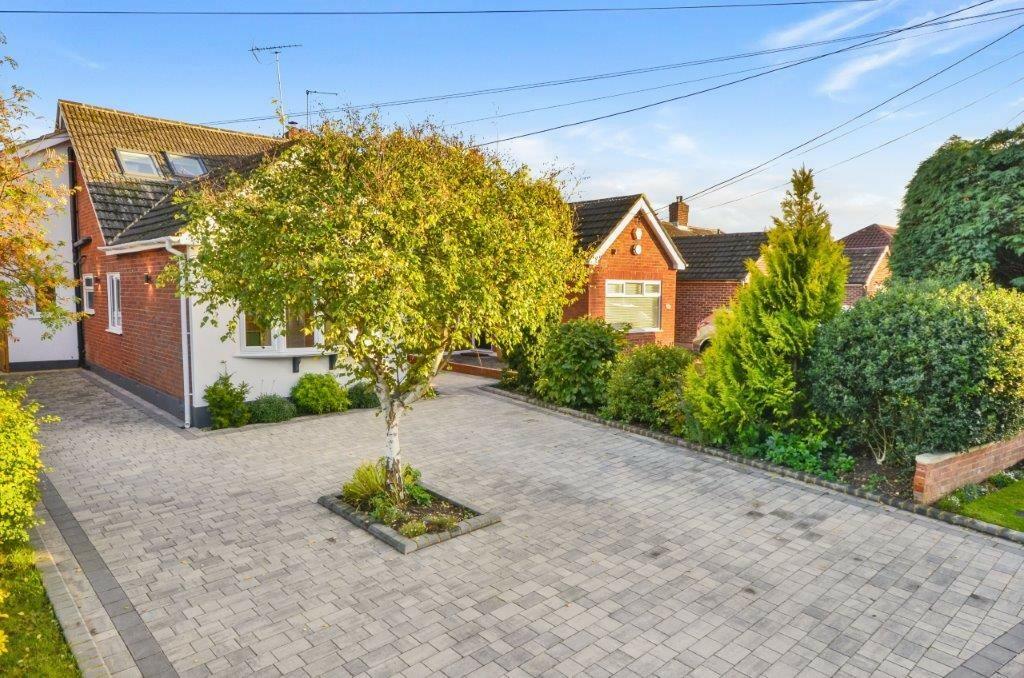 5 bedroom semidetached house for sale in Perry Street, Billericay