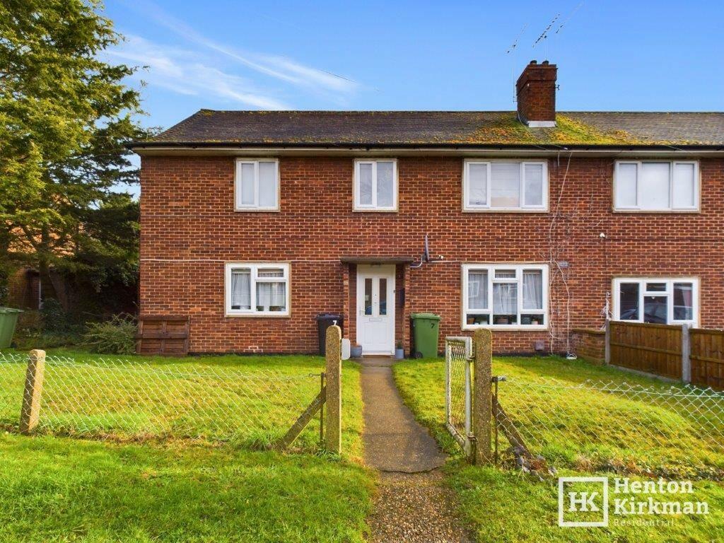 2 bedroom for sale in Langham Crescent, Billericay, Essex