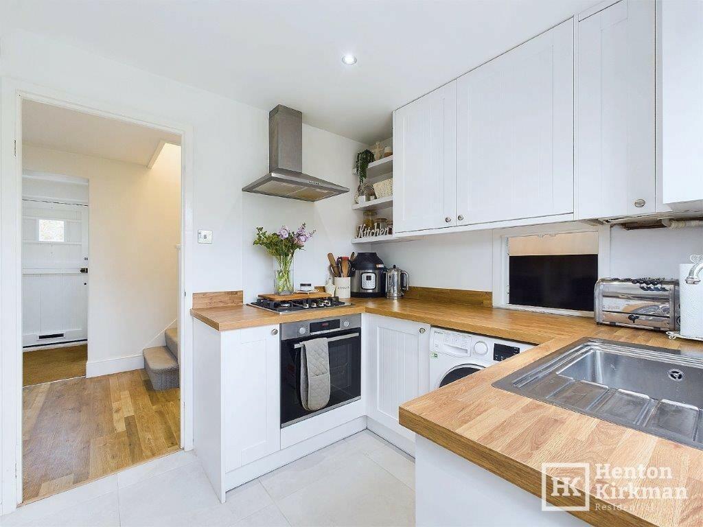 2 bedroom terraced house for sale in Britannia Road, Brentwood, Essex, CM14