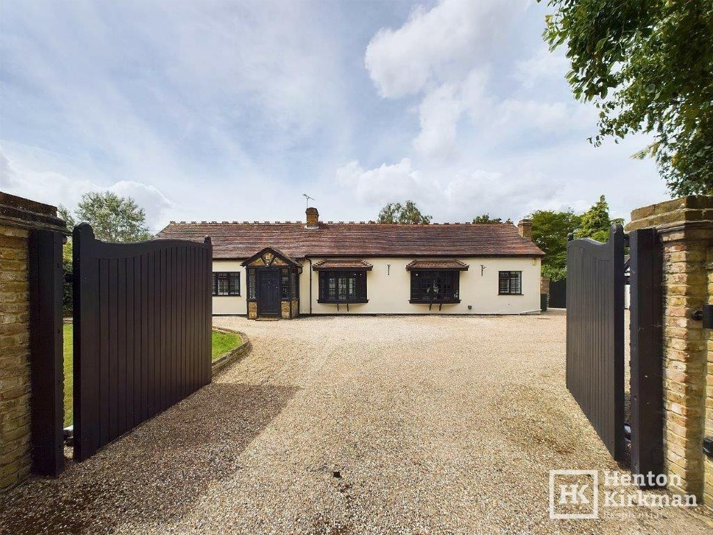 Additional property image - Hawkswood Road, Downham, nr Billericay, CM11 1JZ