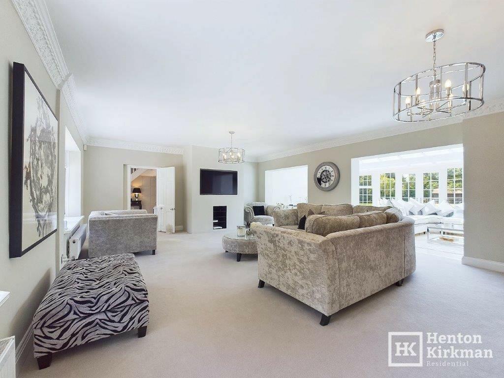 Additional property image - Hawkswood Road, Downham, nr Billericay, CM11 1JZ