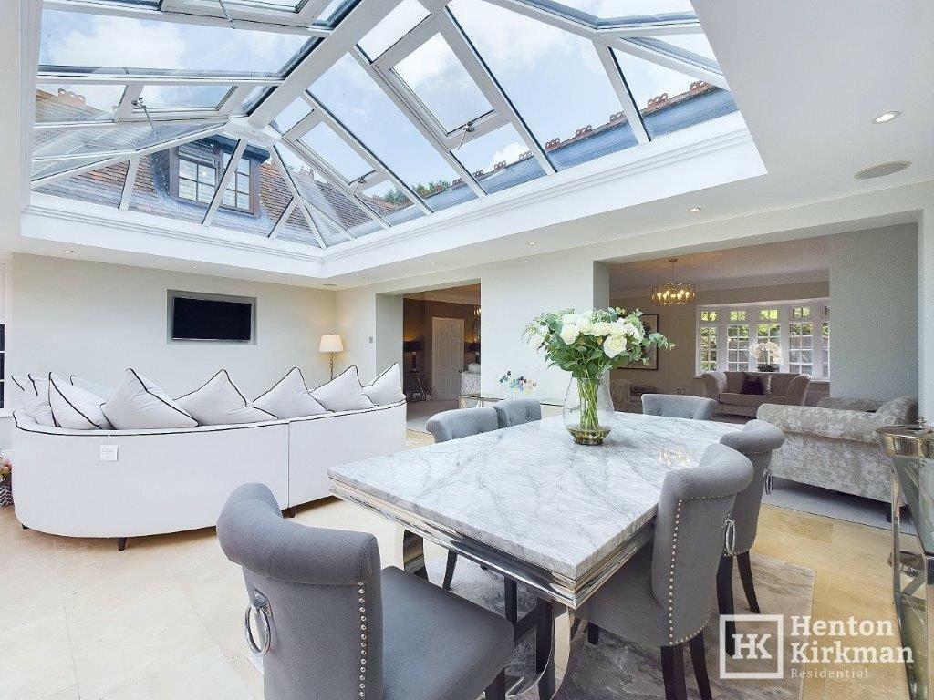 Additional property image - Hawkswood Road, Downham, nr Billericay, CM11 1JZ