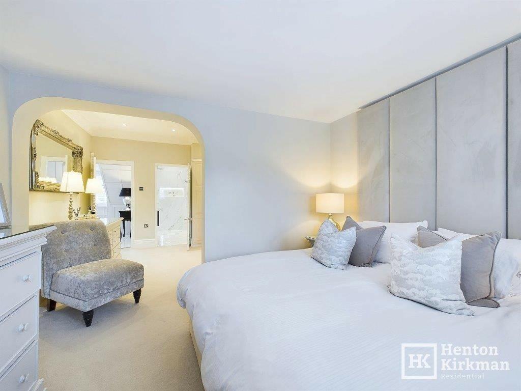 Additional property image - Hawkswood Road, Downham, nr Billericay, CM11 1JZ