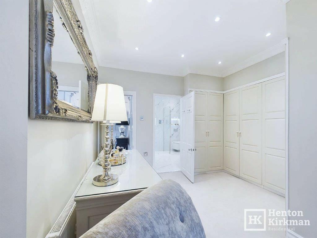 Additional property image - Hawkswood Road, Downham, nr Billericay, CM11 1JZ