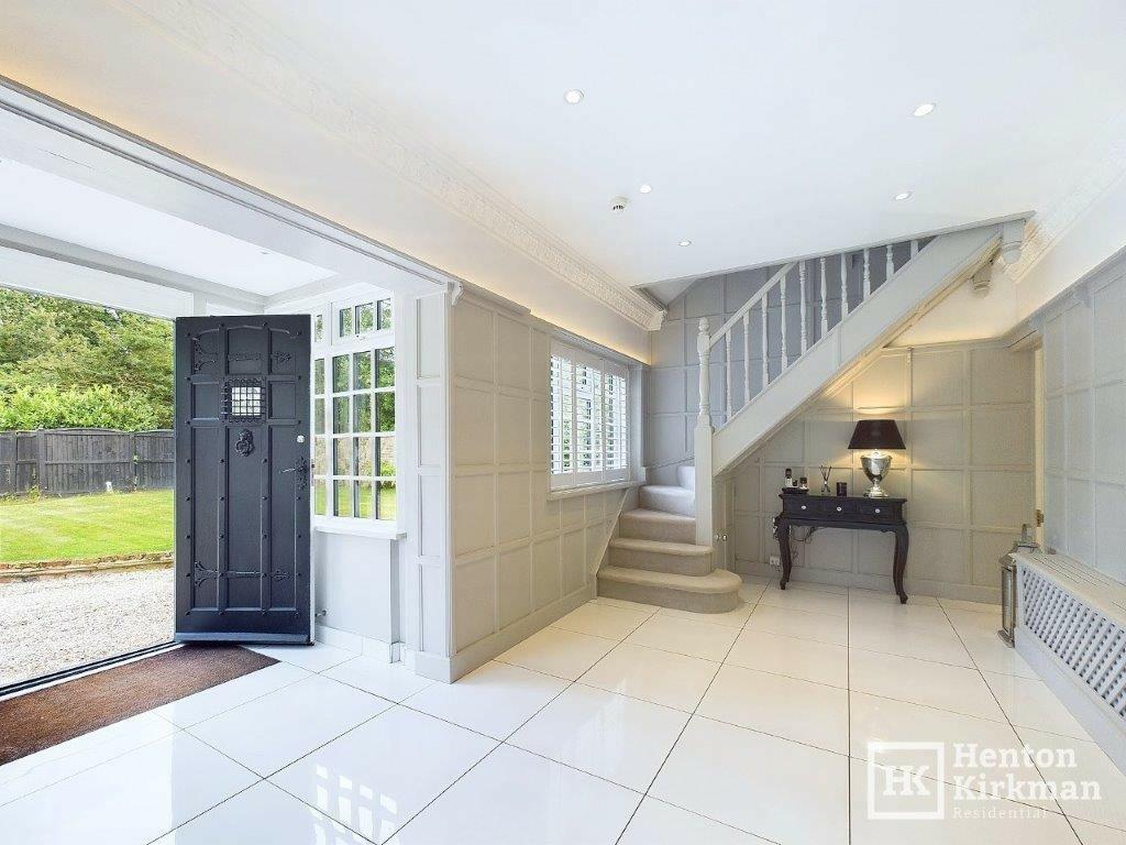 Additional property image - Hawkswood Road, Downham, nr Billericay, CM11 1JZ
