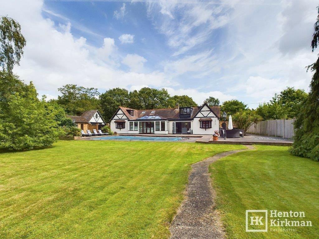 Additional property image - Hawkswood Road, Downham, nr Billericay, CM11 1JZ