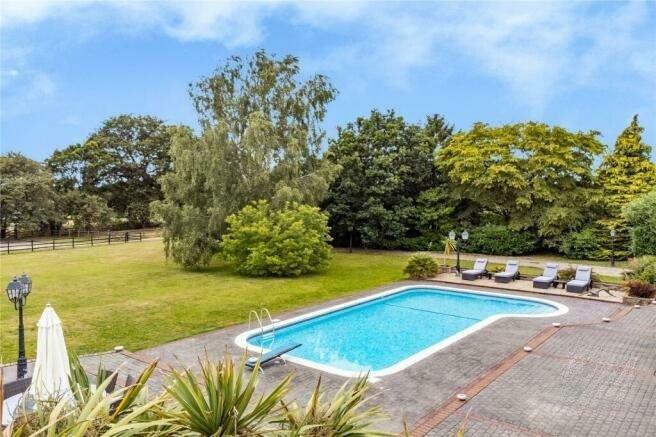 Additional property image - Hawkswood Road, Downham, nr Billericay, CM11 1JZ