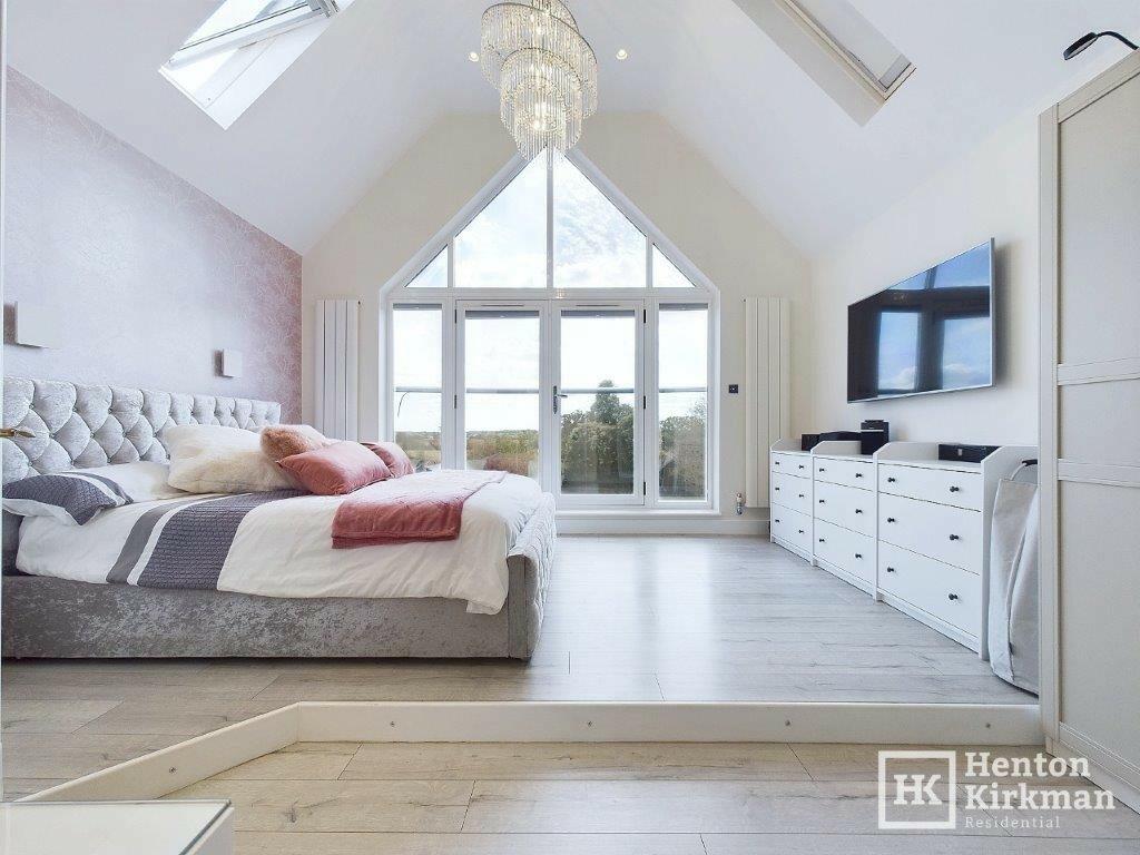 Additional property image - Church Street, Great Burstead, Billericay, Essex, CM11 2SY