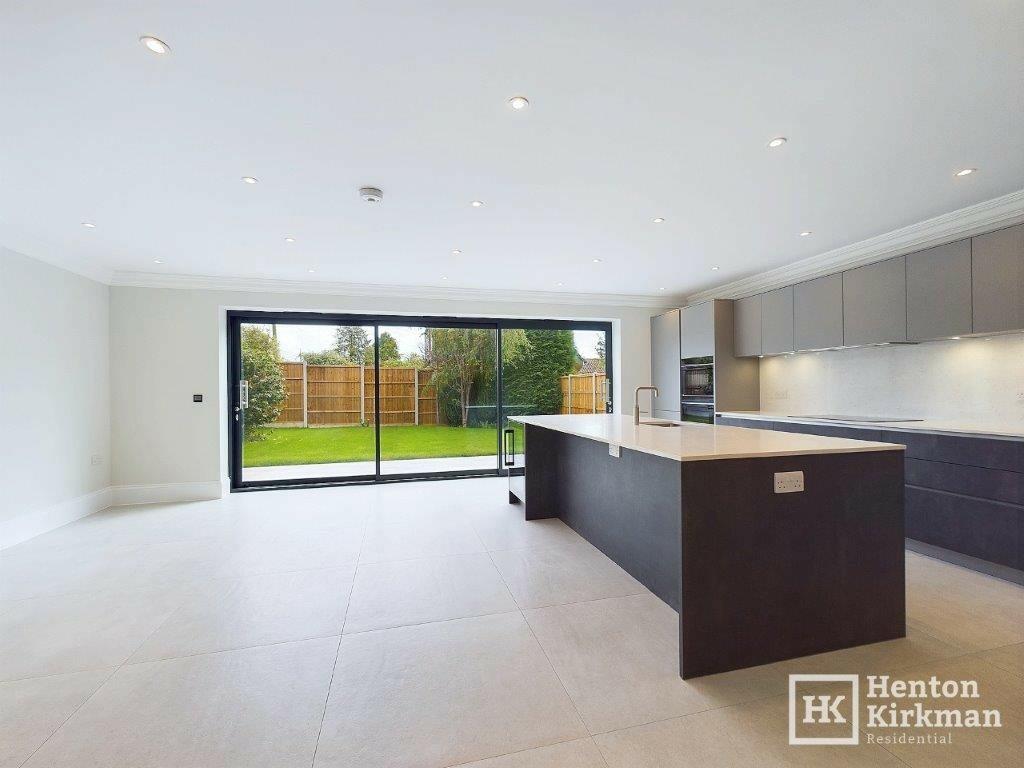 Additional property image - Rosslyn Road, Billericay, Essex, CM12 9JN