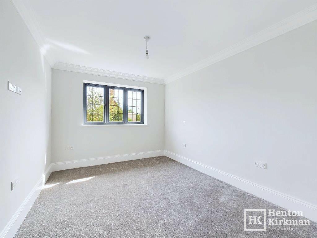 Additional property image - Rosslyn Road, Billericay, Essex, CM12 9JN