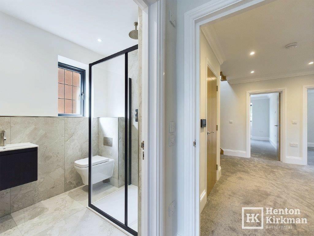 Additional property image - Rosslyn Road, Billericay, Essex, CM12 9JN