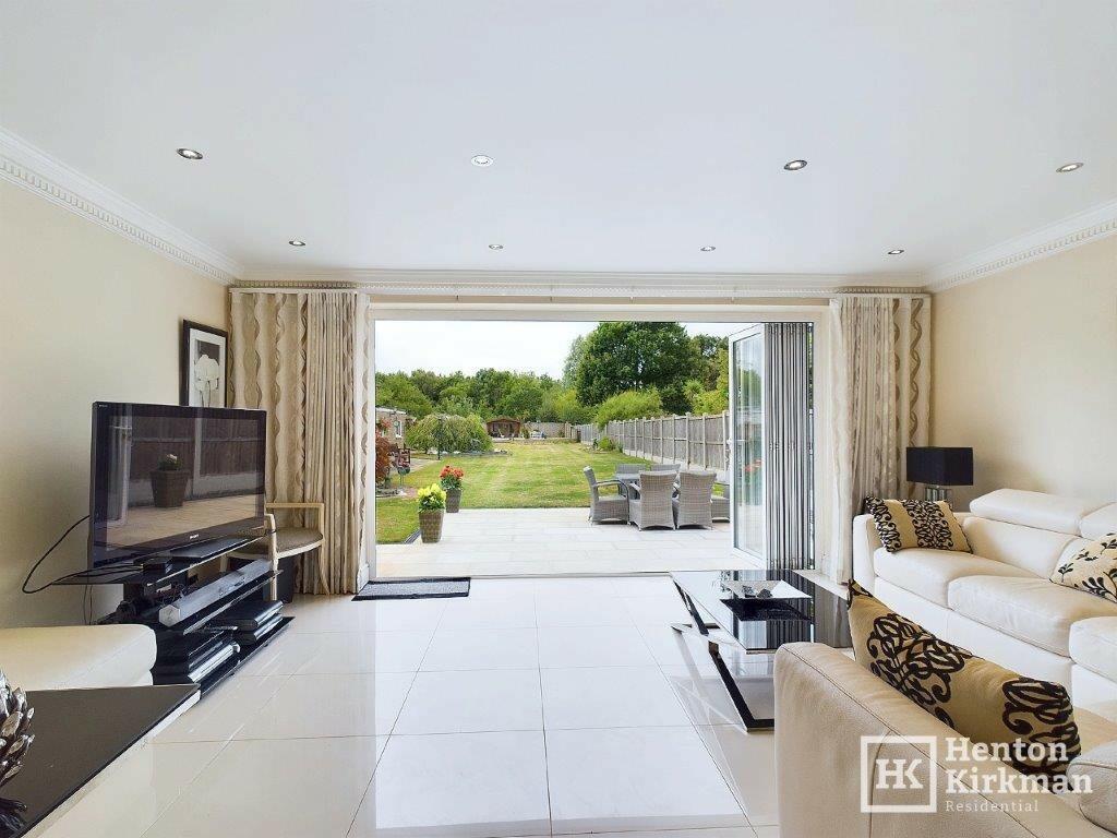 Additional property image - Church Road, Ramsden Bellhouse, Billericay, Essex, CM11 1RR