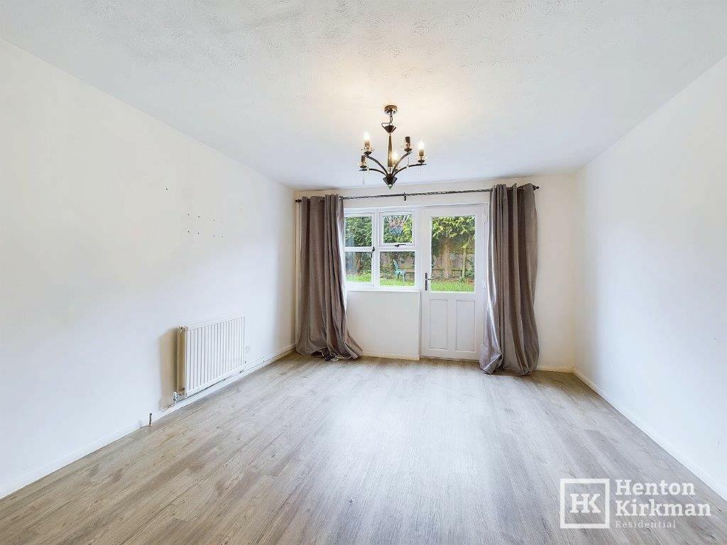 Additional property image - Berkeley Drive, Billericay, Essex, CM12 0YP
