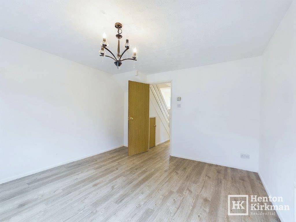 Additional property image - Berkeley Drive, Billericay, Essex, CM12 0YP