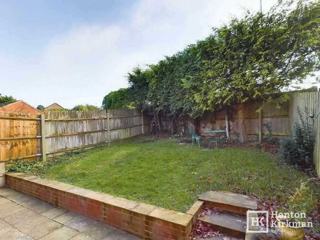 Additional property image - Berkeley Drive, Billericay, Essex, CM12 0YP