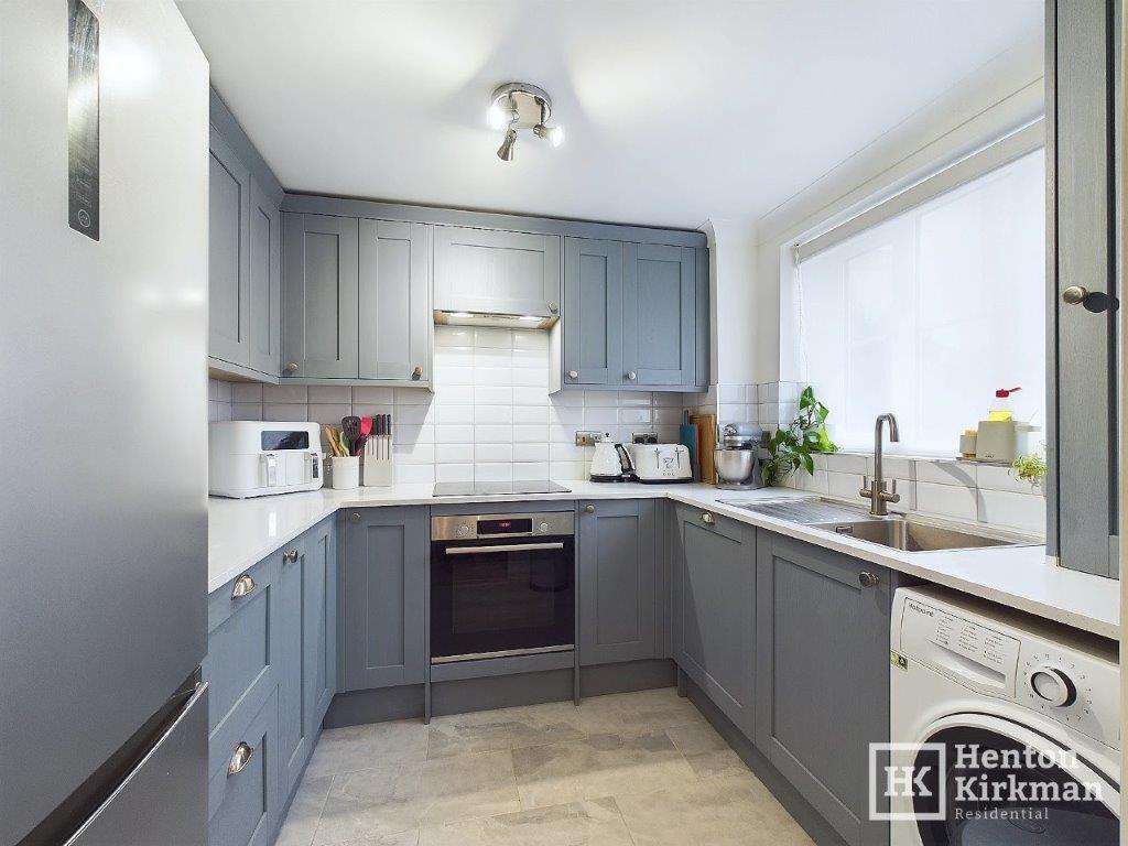 Additional property image - Whitesmith Drive, Billericay, Essex, CM12