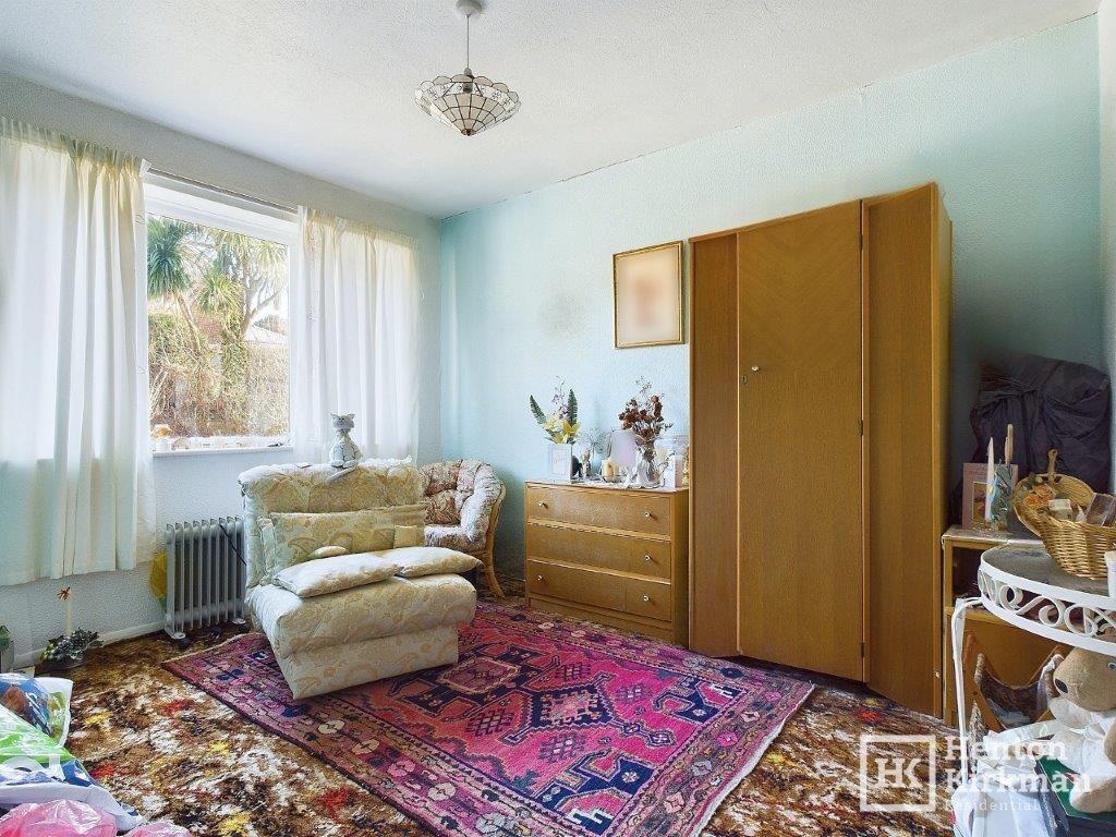 Additional property image - Outwood Common Road, Billericay, Essex, CM11