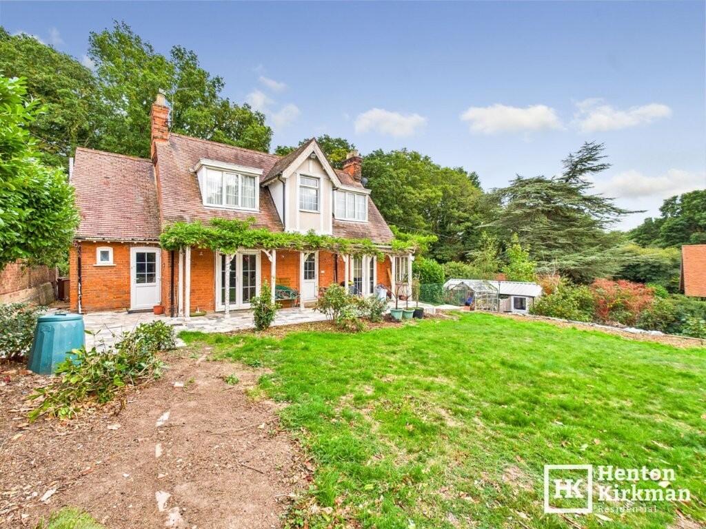 Main image of property: The Common, Danbury, CM3 4EE (Between Penny Royal Road and Bicknacre Road)