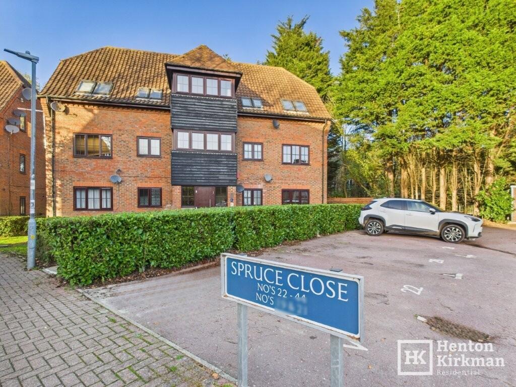 Main image of property: Spruce Close, Basildon, Essex, SS15 4DF