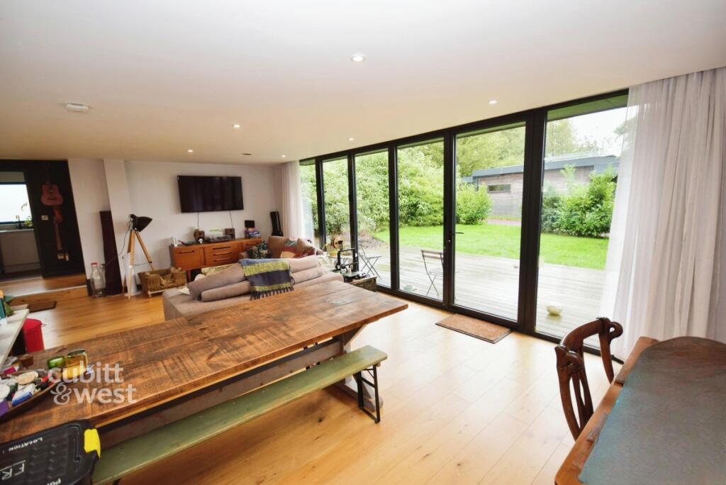 Additional property image - Chalvington Road Golden Cross BN27