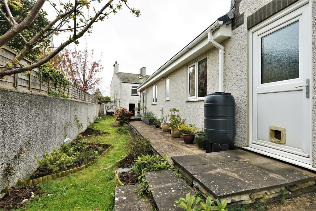 4 bedroom detached bungalow for sale in School Court Haverigg, Millom, LA18