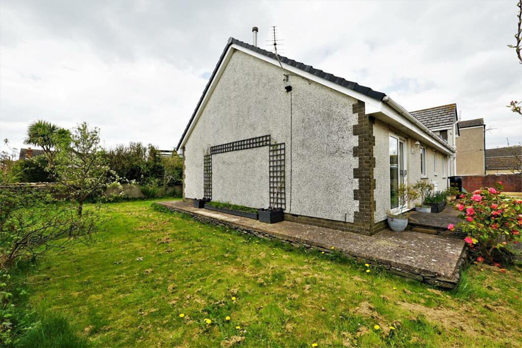4 bedroom detached bungalow for sale in School Court Haverigg, Millom, LA18