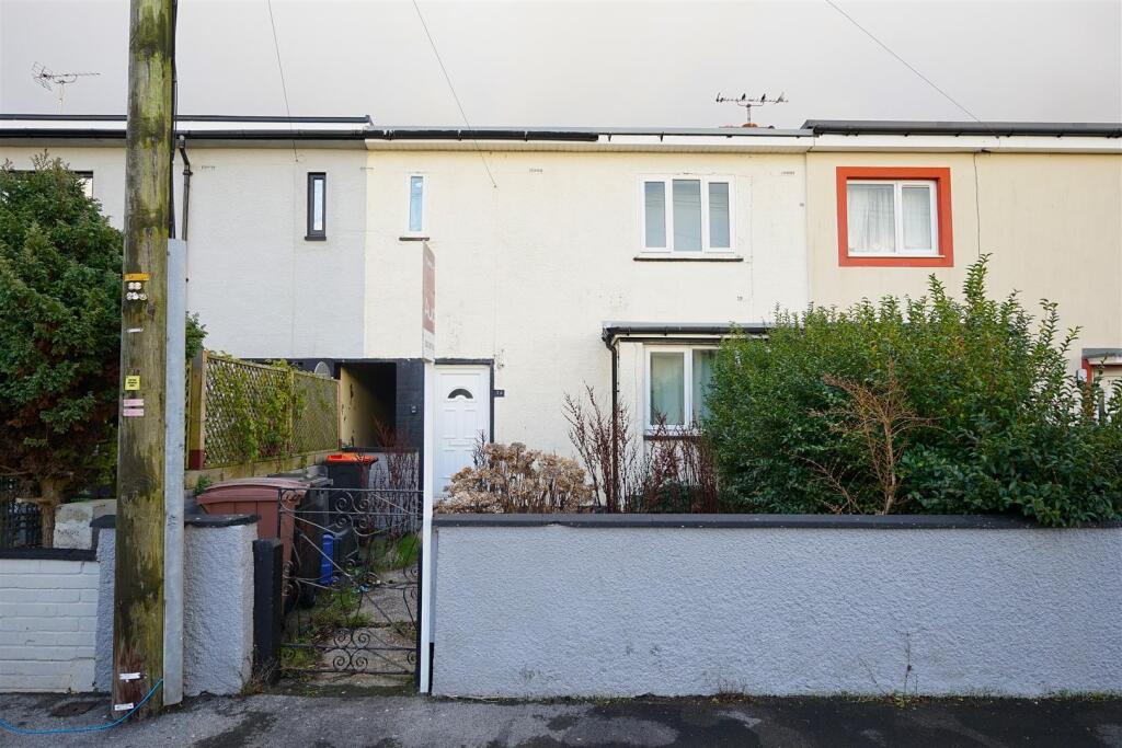 Main image of property: Grammerscroft, Millom