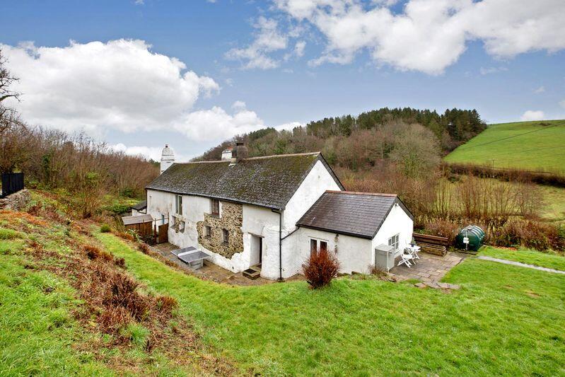 Main image of property: Deancombe, Buckfastleigh