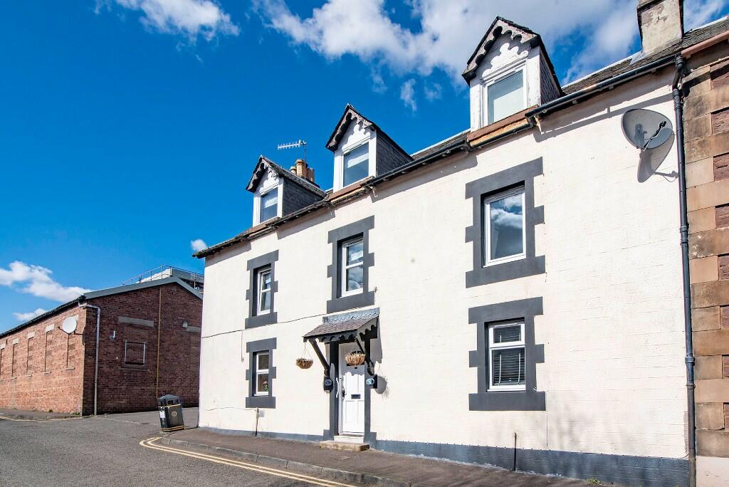 4 bedroom end of terrace house for sale in Southview A, Pittenzie